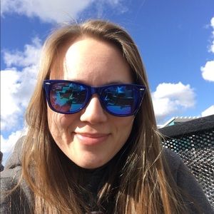 Meet your Posher, Olivia